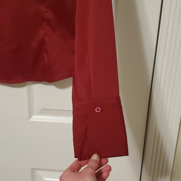 Red Beechers Brook Stretch Collared Blouse - Picture 3 of 4